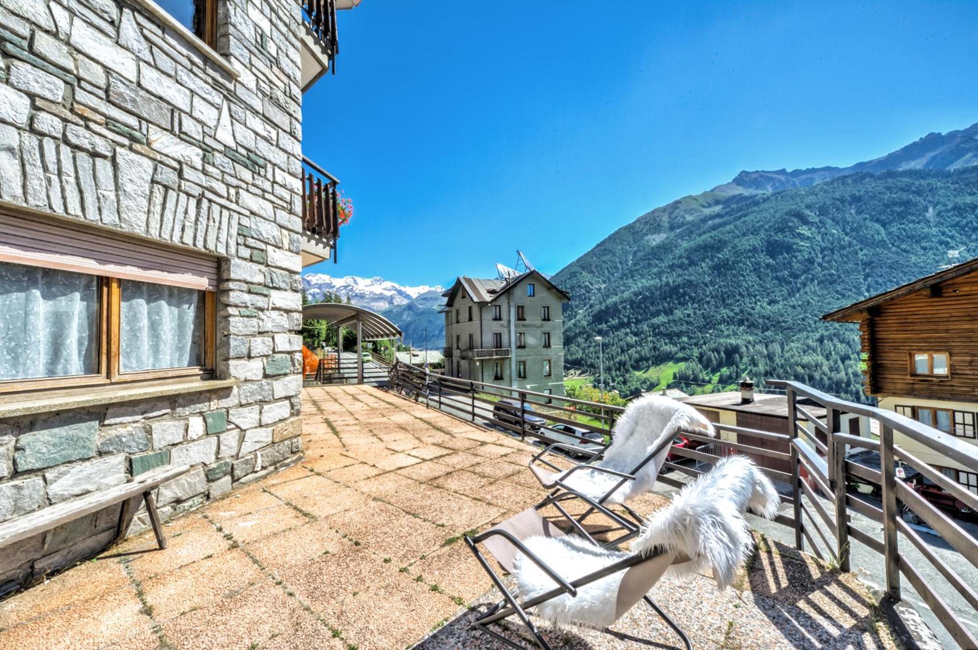 Snowflakes Retreat - Roomy Apartment With A View & Relax Solarium Cir 0133 Champoluc Exterior photo