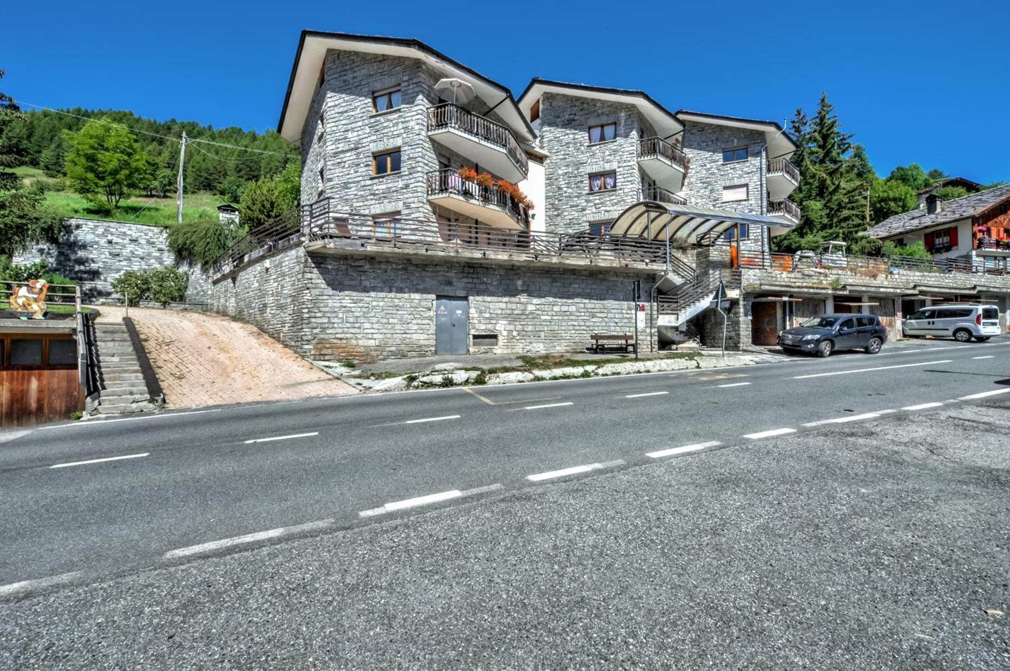 Snowflakes Retreat - Roomy Apartment With A View & Relax Solarium Cir 0133 Champoluc Exterior photo